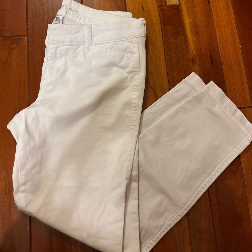 Old Navy White Straight-Leg Trousers